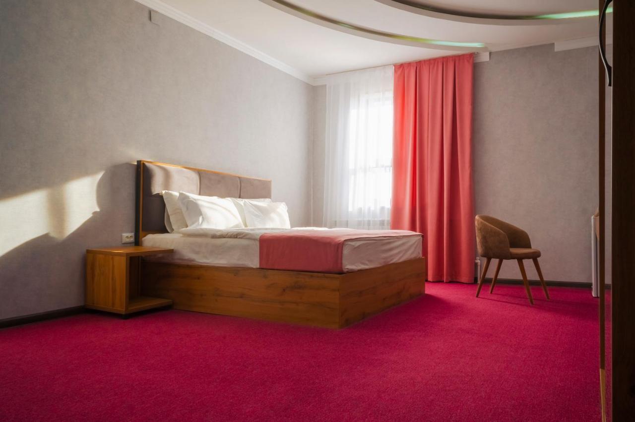 Rich Hotel Turkistan Ngoại thất bức ảnh